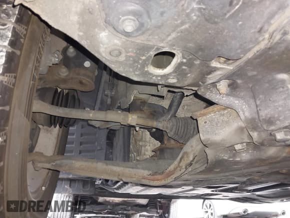 ✅ 2014 Kia Sorento LX • VIN: 5XYKTCA68EG538077 • Lot: 43697961. Wystawiony na IAAI z przebiegiem 144 776 mil. Bezpłatny archiwum sprzedaży aukcyjnych z USA i szczegółowy raport historii pojazdu na DreamBid. Zdjęcie 12.