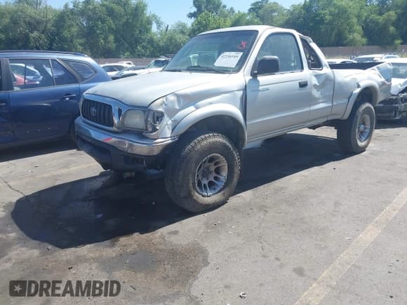 ✅ 2004 Toyota Tacoma • VIN: 5TEWN72NX4Z336533 • Lot: 42536549. Wystawiony na IAAI z przebiegiem 118 245 mil. Bezpłatny archiwum sprzedaży aukcyjnych z USA i szczegółowy raport historii pojazdu na DreamBid. Zdjęcie 2.