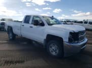 ✅ 2017 Chevrolet Silverado 2500HD Work Truck • VIN: 1GC2KUEG1HZ374186 • Lot: 44164745. Wystawiony na Copart z przebiegiem 86 781 mil. Bezpłatny archiwum sprzedaży aukcyjnych z USA i szczegółowy raport historii pojazdu na DreamBid. Zdjęcie 4.