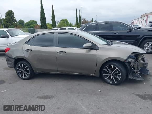 ✅ 2018 Toyota Corolla L • VIN: 5YFBURHE6JP813853 • Lot: 42360147. Listed on IAAI with 134,839 mi. Free auction sales archive from the USA and detailed vehicle history report at DreamBid. Image 14.