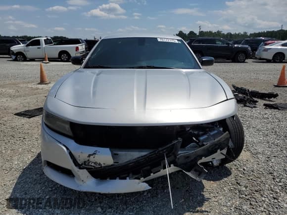 ✅ 2018 Dodge Charger Police • VIN: 2C3CDXKT8JH214902 • Lot: 70172175. Wystawiony na Copart z przebiegiem Nie podano. Bezpłatny archiwum sprzedaży aukcyjnych z USA i szczegółowy raport historii pojazdu na DreamBid. Zdjęcie 5.