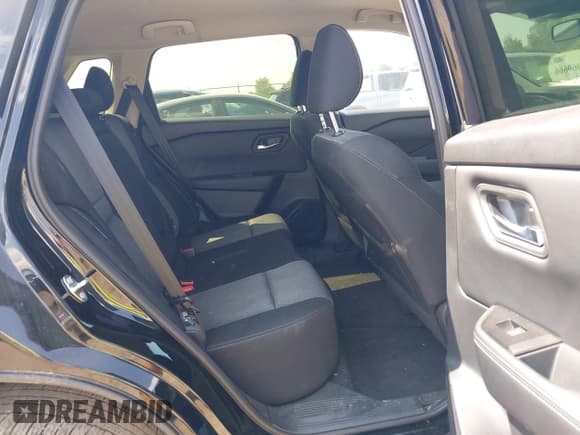 ✅ 2025 Nissan Rogue SV • VIN: JN8BT3BB2SW151460 • Lot: 42969666. Listed on IAAI with 6,707 mi. Free auction sales archive from the USA and detailed vehicle history report at DreamBid. Image 8.