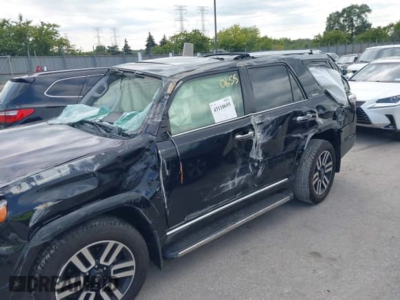 ✅ 2023 Toyota 4Runner Limited • VIN: JTEKU5JR1P6130542 • Lot: 43110655. Listed on IAAI with 19,563 mi. Free auction sales archive from the USA and detailed vehicle history report at DreamBid. Image 6.