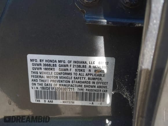 ✅ 2013 Acura ILX • VIN: 19VDE1F32DE007211 • Lot: 42701049. Wystawiony na IAAI z przebiegiem 227 312 mil. Bezpłatny archiwum sprzedaży aukcyjnych z USA i szczegółowy raport historii pojazdu na DreamBid. Zdjęcie 9.