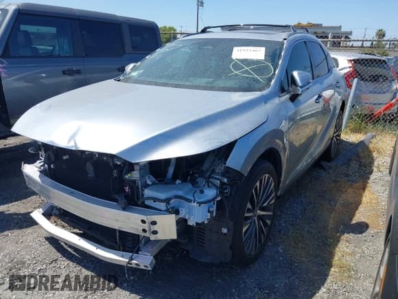 ✅ 2023 Lexus RX 350 • VIN: 2T2BAMBA6PC021384 • Lot: 41922467. Wystawiony na IAAI z przebiegiem 16 867 mil. Bezpłatny archiwum sprzedaży aukcyjnych z USA i szczegółowy raport historii pojazdu na DreamBid. Zdjęcie 2.