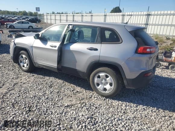 ✅ 2017 Jeep Cherokee Sport • VIN: 1C4PJMAB0HW619001 • Лот: 82350945. Опубликован ранее на Copart с пробегом 155 514 миль. Бесплатный доступ к архиву аукционных продаж из США и подробный отчёт об истории автомобиля на DreamBid. Изображение 2.