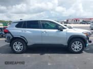 ✅ 2025 Toyota Corolla Cross L • VIN: 7MUAAAAG8SV137714 • Лот: 42753232. Опубликован ранее на IAAI с пробегом 862 миль. Бесплатный доступ к архиву аукционных продаж из США и подробный отчёт об истории автомобиля на DreamBid. Изображение 14.