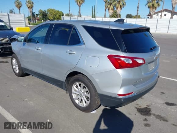 ✅ 2020 Chevrolet Equinox LT • VIN: 3GNAXUEV7LS688725 • Лот: 43431490. Опубликован ранее на IAAI с пробегом 127 572 миль. Бесплатный доступ к архиву аукционных продаж из США и подробный отчёт об истории автомобиля на DreamBid. Изображение 3.