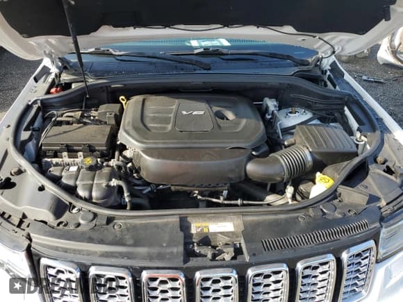 ✅ 2018 Jeep Grand Cherokee Summit • VIN: 1C4RJFJG2JC450588 • Lot: 66011575. Listed on Copart with 49,175 mi. Free auction sales archive from the USA and detailed vehicle history report at DreamBid. Image 12.