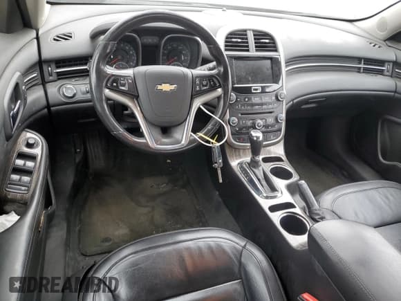 ✅ 2015 Chevrolet Malibu LTZ • VIN: 1G11F5SLXFF150705 • Lot: 49619644. Wystawiony na Copart z przebiegiem 136 585 mil. Bezpłatny archiwum sprzedaży aukcyjnych z USA i szczegółowy raport historii pojazdu na DreamBid. Zdjęcie 8.