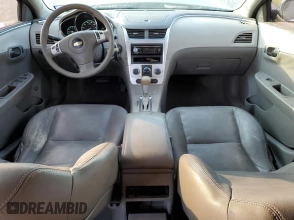 ✅ 2012 Chevrolet Malibu 1LS • VIN: 1G1ZB5E01CF153620 • Lot: 72558544. Listed on Copart with 170,733 mi. Free auction sales archive from the USA and detailed vehicle history report at DreamBid. Image 8.