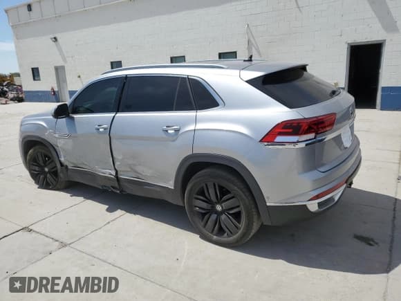 ✅ 2020 Volkswagen Atlas SEL Premium • VIN: 1V2NE2CA9LC211447 • Lot: 67116325. Wystawiony na Copart z przebiegiem 65 997 mil. Bezpłatny archiwum sprzedaży aukcyjnych z USA i szczegółowy raport historii pojazdu na DreamBid. Zdjęcie 2.