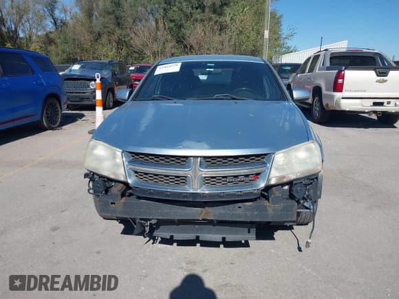 ✅ 2013 Dodge Avenger SXT • VIN: 1C3CDZCB7DN680575 • Lot: 43463578. Listed on IAAI with 190,494 mi. Free auction sales archive from the USA and detailed vehicle history report at DreamBid. Image 6.