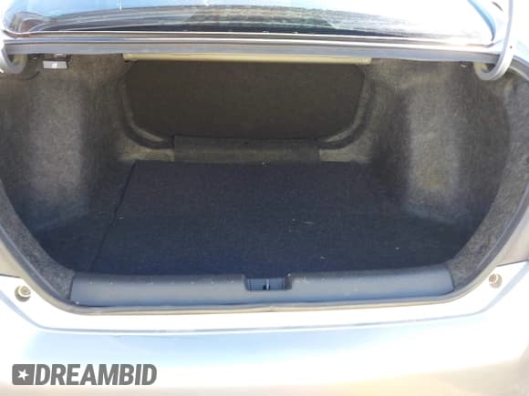 ✅ 2016 Honda Civic LX • VIN: 19XFC2F50GE069367 • Lot: 43590874. Wystawiony na IAAI z przebiegiem 52 701 mil. Bezpłatny archiwum sprzedaży aukcyjnych z USA i szczegółowy raport historii pojazdu na DreamBid. Zdjęcie 18.