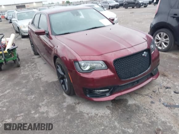 ✅ 2023 Chrysler 300 C • VIN: 2C3CCAPJ2PH500325 • Лот: 42081713. Опубликован ранее на IAAI с пробегом 19 201 миль. Бесплатный доступ к архиву аукционных продаж из США и подробный отчёт об истории автомобиля на DreamBid. Изображение 1.