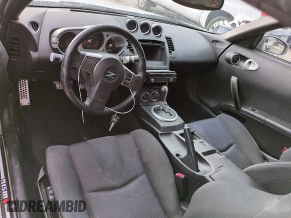 ✅ 2004 Nissan 350Z Enthusiast • VIN: JN1AZ34D54T152775 • Lot: 56900385. Listed on Copart with 182,564 mi. Free auction sales archive from the USA and detailed vehicle history report at DreamBid. Image 8.
