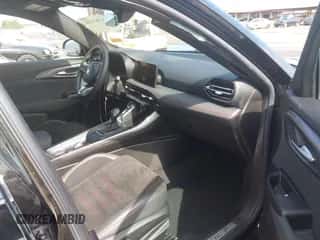 2024 Dodge Hornet GT z VIN ZACNDFAN8R3A14928, wystawiony jako IAAI lot #42387134 z przebiegiem 27 254 mil mil oraz . Historia ofert i sprzedaży dostępna na DreamBid. Obrazek 5.