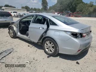 ✅ 2014 Hyundai Sonata GLS • VIN: 5NPEB4AC6EH943164 • Lot: 68735134. Listed on Copart with 93,773 mi. Free auction sales archive from the USA and detailed vehicle history report at DreamBid. Image 2.