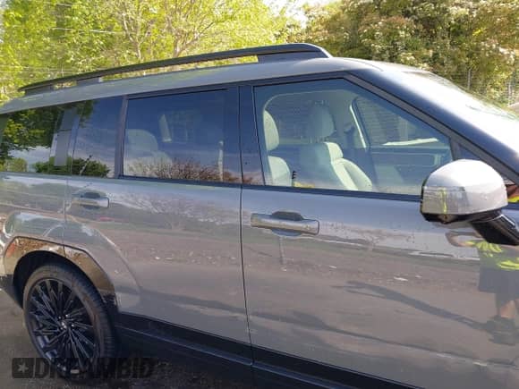 ✅ 2024 Hyundai Santa Fe Calligraphy • VIN: 5NMP5DGL4RH051120 • Лот: 42026572. Размещён на IAAI с пробегом 7 294 миль миль. Получите бесплатный доступ к архиву аукционных продаж из США и посмотрите подробный отчёт об истории автомобиля на DreamBid. Изображение 13.