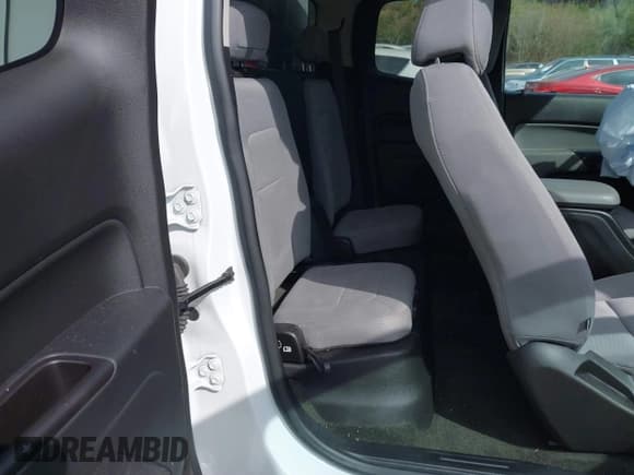 ✅ 2017 Chevrolet Colorado 4WD Work Truck • VIN: 1GCHTBEA1H1324720 • Лот: 41616877. Опубликован ранее на IAAI с пробегом 88 329 миль. Бесплатный доступ к архиву аукционных продаж из США и подробный отчёт об истории автомобиля на DreamBid. Изображение 8.