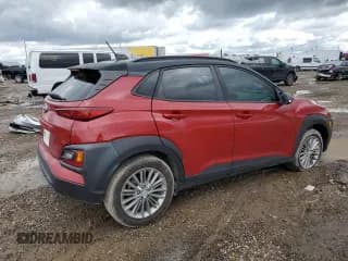 ✅ 2019 Hyundai Kona SEL • VIN: KM8K22AA3KU284737 • Лот: 69345174. Опубликован ранее на Copart с пробегом 39 150 миль. Бесплатный доступ к архиву аукционных продаж из США и подробный отчёт об истории автомобиля на DreamBid. Изображение 3.