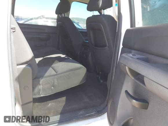 ✅ 2011 Chevrolet Silverado 2500HD LT • VIN: 1GC1KXCG9BF105328 • Лот: 41771074. Опубликован ранее на IAAI с пробегом 246 868 миль. Бесплатный доступ к архиву аукционных продаж из США и подробный отчёт об истории автомобиля на DreamBid. Изображение 8.