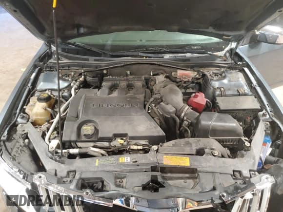 ✅ 2011 Lincoln MKZ • VIN: 3LNHL2GC0BR774947 • Lot: 93219185. Wystawiony na Copart z przebiegiem 92 458 mil. Bezpłatny archiwum sprzedaży aukcyjnych z USA i szczegółowy raport historii pojazdu na DreamBid. Zdjęcie 11.