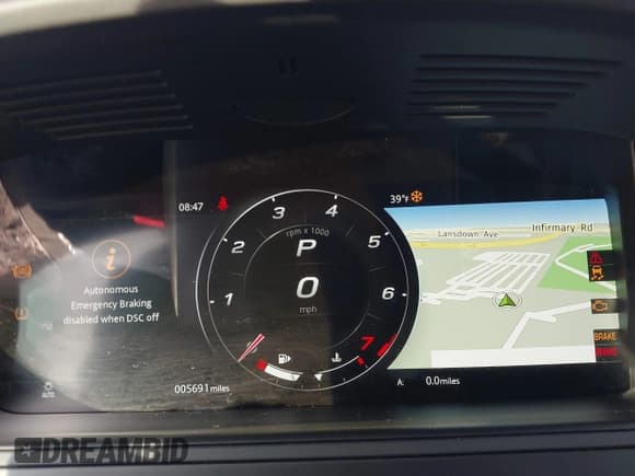 ✅ 2024 Jaguar F-Type R • VIN: SAJD51FE3RCK84135 • Lot: 43661981. Wystawiony na IAAI z przebiegiem 5 691 mil. Bezpłatny archiwum sprzedaży aukcyjnych z USA i szczegółowy raport historii pojazdu na DreamBid. Zdjęcie 7.