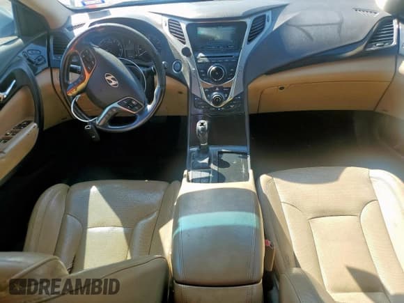 ✅ 2012 Hyundai Azera • VIN: KMHFH4JG8CA180568 • Лот: 71620145. Опубликован ранее на Copart с пробегом 192 343 миль. Бесплатный доступ к архиву аукционных продаж из США и подробный отчёт об истории автомобиля на DreamBid. Изображение 8.