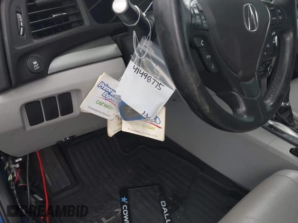 ✅ 2016 Acura ILX Premium • VIN: 19UDE2F72GA005211 • Lot: 41498775. Listed on IAAI with 102,367 mi. Free auction sales archive from the USA and detailed vehicle history report at DreamBid. Image 18.