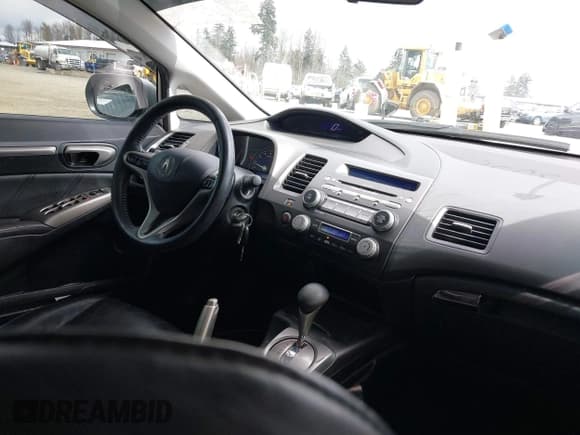 ✅ 2007 Acura CSX Premium • VIN: 2HHFD56777H202417 • Lot: 41938383. Wystawiony na IAAI z przebiegiem 141 652 mil. Bezpłatny archiwum sprzedaży aukcyjnych z USA i szczegółowy raport historii pojazdu na DreamBid. Zdjęcie 5.