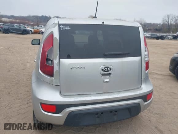 ✅ 2013 Kia Soul + • VIN: KNDJT2A62D7501091 • Lot: 43787535. Listed on IAAI with 153,301 mi. Free auction sales archive from the USA and detailed vehicle history report at DreamBid. Image 6.