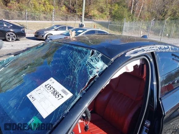 ✅ 2016 BMW M5 • VIN: WBSFV9C58GG343379 • Lot: 43578857. Wystawiony na IAAI z przebiegiem 62 517 mil. Bezpłatny archiwum sprzedaży aukcyjnych z USA i szczegółowy raport historii pojazdu na DreamBid. Zdjęcie 6.