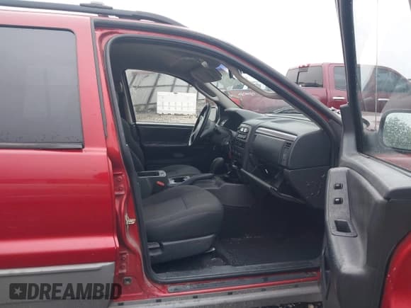 ✅ 2002 Jeep Grand Cherokee Laredo • VIN: 1J4GW48S82C316851 • Lot: 43260328. Listed on IAAI with 167,363 mi. Free auction sales archive from the USA and detailed vehicle history report at DreamBid. Image 5.