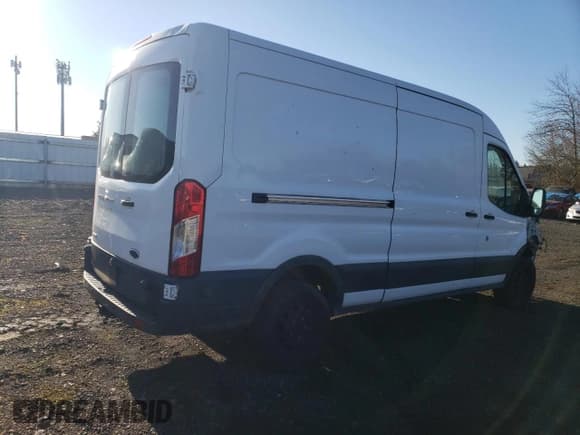 ✅ 2016 Ford Transit Cargo • VIN: 1FTYR2CG8GKB02965 • Лот: 58747654. Опубликован ранее на Copart с пробегом 92 455 миль. Бесплатный доступ к архиву аукционных продаж из США и подробный отчёт об истории автомобиля на DreamBid. Изображение 3.