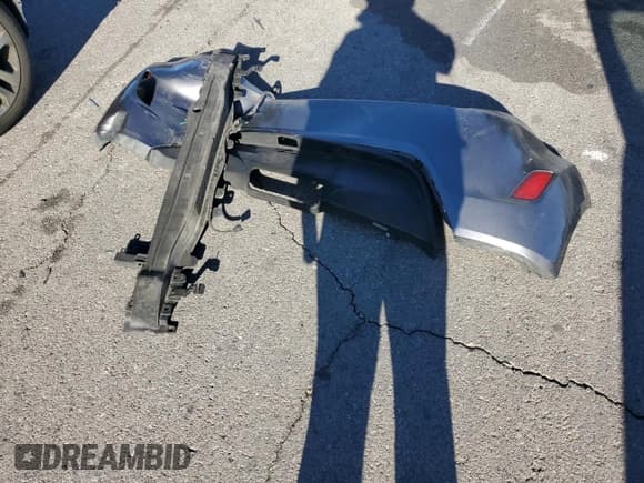 ✅ 2013 Hyundai Veloster w/Gray Int • VIN: KMHTC6ADXDU088249 • Lot: 76622474. Listed on Copart with 87,096 mi. Free auction sales archive from the USA and detailed vehicle history report at DreamBid. Image 12.