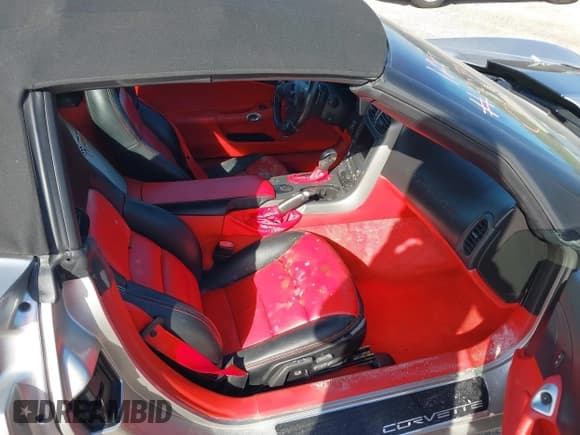 ✅ 2007 Chevrolet Corvette • VIN: 1G1YY36U975106282 • Lot: 40704376. Listed on IAAI with Not provided. Free auction sales archive from the USA and detailed vehicle history report at DreamBid. Image 8.