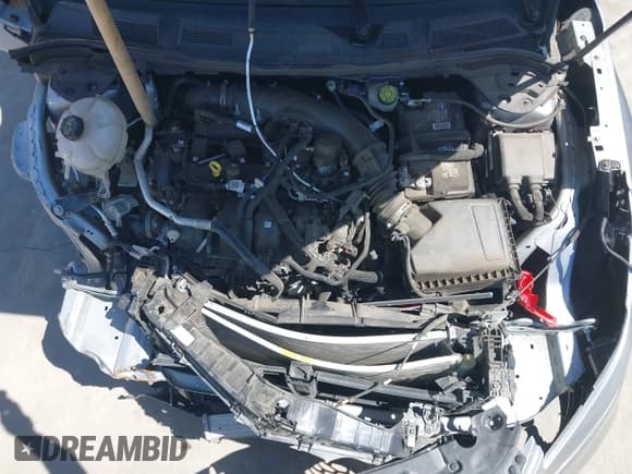 ✅ 2022 Lincoln Corsair Standard • VIN: 5LMCJ1C92NUL34355 • Lot: 41813479. Wystawiony na IAAI z przebiegiem 27 847 mil. Bezpłatny archiwum sprzedaży aukcyjnych z USA i szczegółowy raport historii pojazdu na DreamBid. Zdjęcie 10.