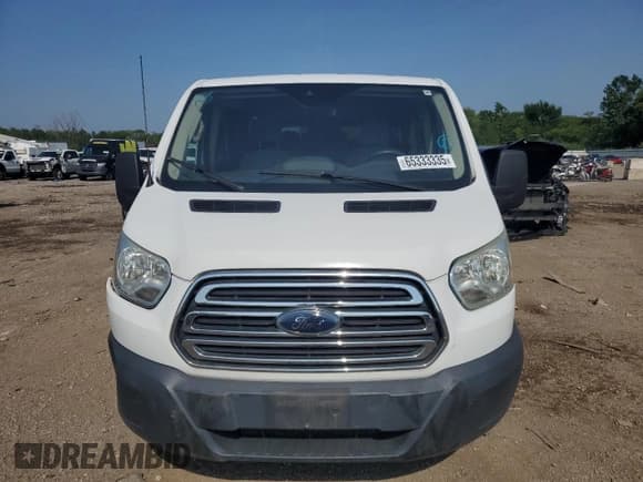 ✅ 2015 Ford Transit XL • VIN: 1FBZX2ZM4FKA26302 • Lot: 65333335. Wystawiony na Copart z przebiegiem 118 381 mil. Bezpłatny archiwum sprzedaży aukcyjnych z USA i szczegółowy raport historii pojazdu na DreamBid. Zdjęcie 5.