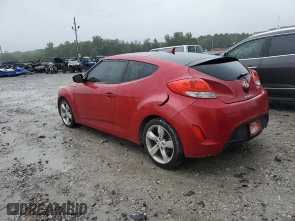 ✅ 2015 Hyundai Veloster • VIN: KMHTC6AD7FU234206 • Lot: 73251384. Wystawiony na Copart z przebiegiem 122 100 mil. Bezpłatny archiwum sprzedaży aukcyjnych z USA i szczegółowy raport historii pojazdu na DreamBid. Zdjęcie 2.