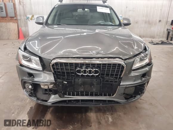 ✅ 2014 Audi Q5 Premium Plus • VIN: WA1DGAFP6EA036195 • Lot: 42027383. Listed on IAAI with 196,261 mi. Free auction sales archive from the USA and detailed vehicle history report at DreamBid. Image 6.