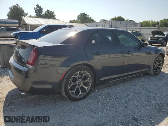 ✅ 2016 Chrysler 300 S • VIN: 2C3CCABT2GH224723 • Lot: 69019695. Listed on Copart with 91,092 mi. Free auction sales archive from the USA and detailed vehicle history report at DreamBid. Image 3.