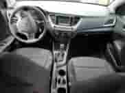 2022 Hyundai Accent SEL z VIN 3KPC24A6XNE168051, wystawiony jako Copart lot #42149544 z przebiegiem 28 971 mil mil oraz . Historia ofert i sprzedaży dostępna na DreamBid. Obrazek 8.