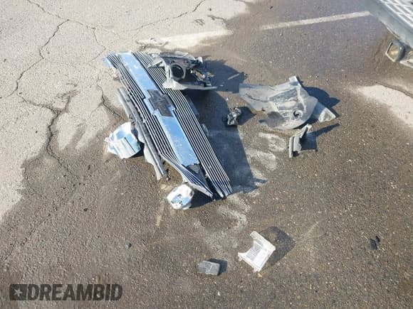 ✅ 2008 Chevrolet Silverado 1500 LS • VIN: 2GCEC13C281194197 • Lot: 43461825. Listed on IAAI with 235,853 mi. Free auction sales archive from the USA and detailed vehicle history report at DreamBid. Image 12.