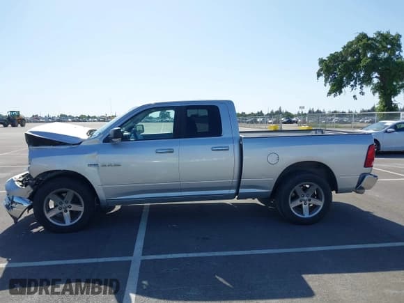 ✅ 2010 Dodge 1500 Laramie • VIN: 1D7RV1GT5AS192803 • Lot: 41987489. Listed on IAAI with 257,104 mi. Free auction sales archive from the USA and detailed vehicle history report at DreamBid. Image 15.
