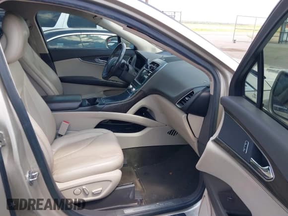 ✅ 2017 Lincoln MKX Select • VIN: 2LMPJ6KRXHBL25565 • Lot: 42657292. Listed on IAAI with 75,003 mi. Free auction sales archive from the USA and detailed vehicle history report at DreamBid. Image 5.