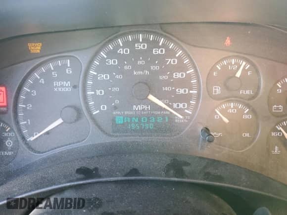 ✅ 2002 Chevrolet Suburban LT • VIN: 3GNGC26G22G287790 • Лот: 82716634. Опубликован ранее на Copart с пробегом 195 790 миль. Бесплатный доступ к архиву аукционных продаж из США и подробный отчёт об истории автомобиля на DreamBid. Изображение 9.