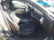 ✅ 2023 BMW 3 Series 330i xDrive • VIN: 3MW89FF02P8D32537 • Lot: 43335072. Listed on IAAI with 26,188 mi. Free auction sales archive from the USA and detailed vehicle history report at DreamBid. Image 5.