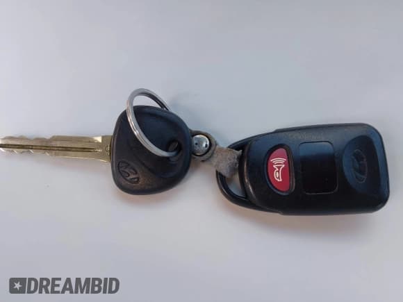 ✅ 2015 Hyundai Elantra SE • VIN: KMHDH4AE5FU277770 • Lot: 42845906. Wystawiony na IAAI z przebiegiem 100 219 mil. Bezpłatny archiwum sprzedaży aukcyjnych z USA i szczegółowy raport historii pojazdu na DreamBid. Zdjęcie 11.