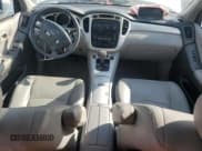 ✅ 2007 Toyota Highlander • VIN: JTEGP21A570129323 • Лот: 56898785. Опубликован ранее на Copart с пробегом 158 036 миль. Бесплатный доступ к архиву аукционных продаж из США и подробный отчёт об истории автомобиля на DreamBid. Изображение 8.